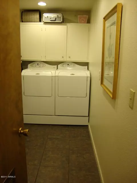 4923 E Pinchot Ave, Phoenix, AZ 85018 photo 12