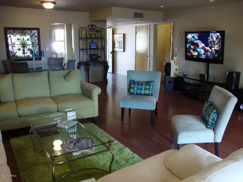4923 E Pinchot Ave, Phoenix, AZ 85018 photo 7