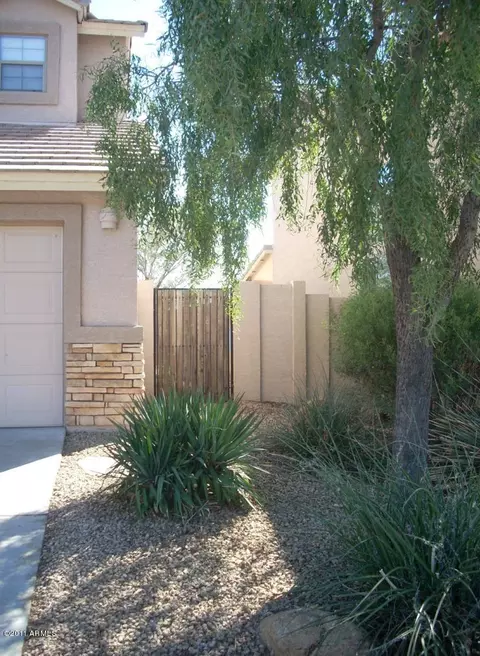 4119 E Prickly Pear Trl, Phoenix, AZ 85050 photo 3