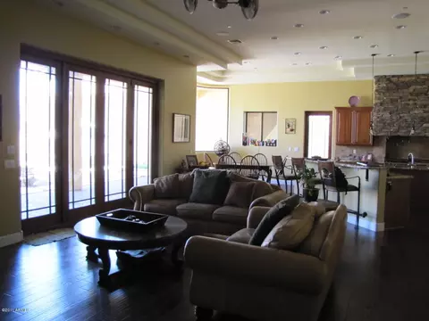 15446 E Bronco Ct, Gilbert, AZ 85298 photo 11
