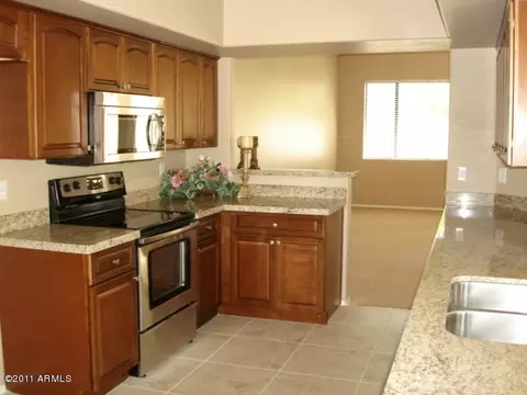 907 E Mcnair Dr, Tempe, AZ 85283 photo 2