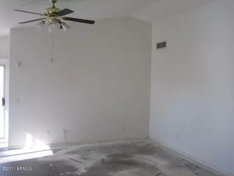 570 S Ash St, Gilbert, AZ 85233 photo 4