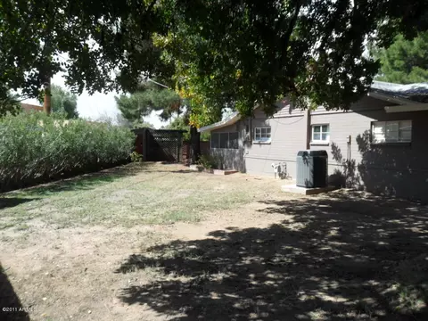 4347 E Mitchell Dr, Phoenix, AZ 85018 photo 8