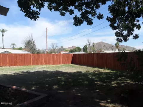 4347 E Mitchell Dr, Phoenix, AZ 85018 photo 9