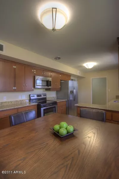4831 E Osborn Rd, Phoenix, AZ 85018 photo 12