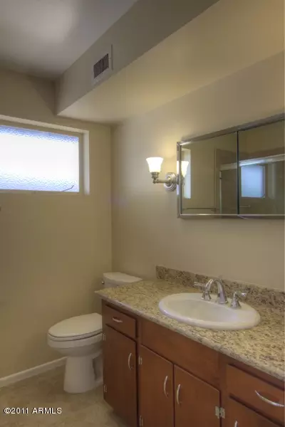4831 E Osborn Rd, Phoenix, AZ 85018 photo 25