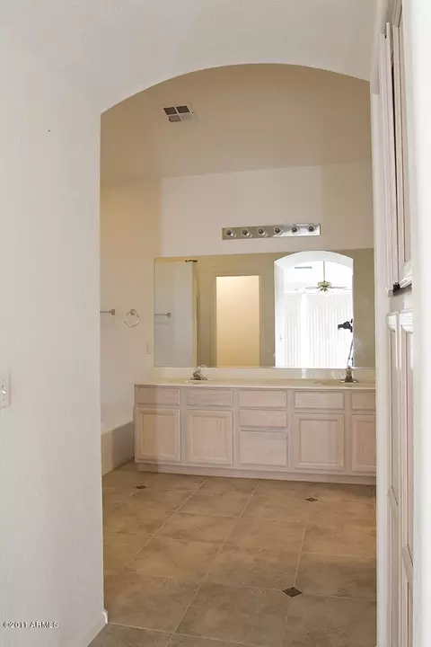 1609 E Greenway Rd, Phoenix, AZ 85042 photo 13