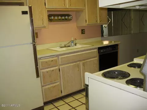 5525 E Thomas Rd #4 - I, Phoenix, AZ 85018 photo 9