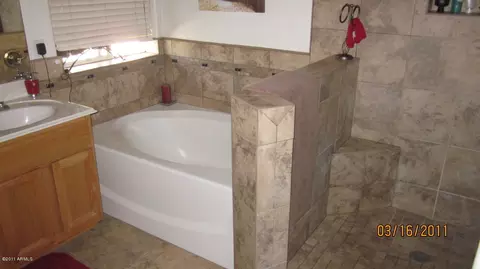 2131 E Helena Dr, Phoenix, AZ 85022 photo 7