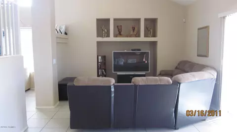 2131 E Helena Dr, Phoenix, AZ 85022 photo 3
