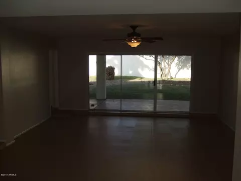 640 E Calavar Rd, Phoenix, AZ 85022 photo 3