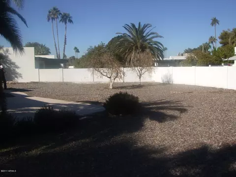 640 E Calavar Rd, Phoenix, AZ 85022 photo 23