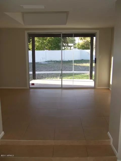 640 E Calavar Rd, Phoenix, AZ 85022 photo 8