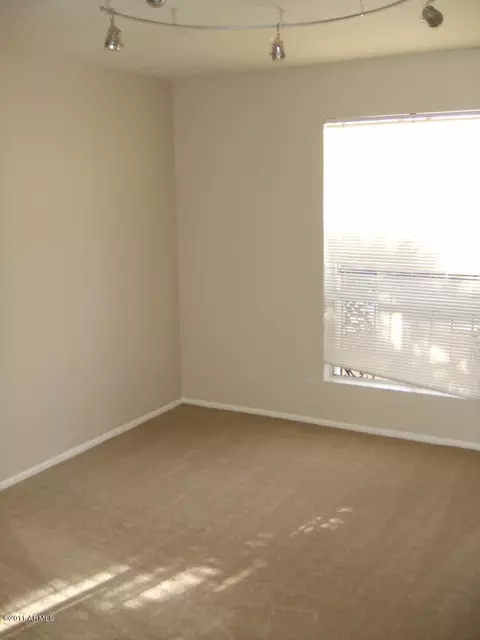 640 E Calavar Rd, Phoenix, AZ 85022 photo 15