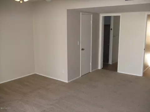 640 E Calavar Rd, Phoenix, AZ 85022 photo 10
