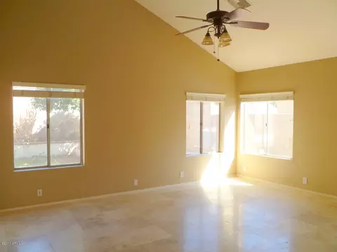4340 E Morrow Dr, Phoenix, AZ 85050 photo 4