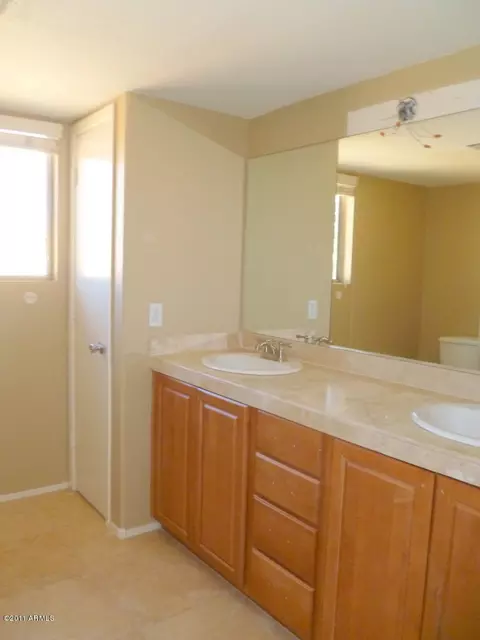4340 E Morrow Dr, Phoenix, AZ 85050 photo 11