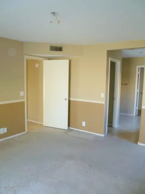 4340 E Morrow Dr, Phoenix, AZ 85050 photo 6