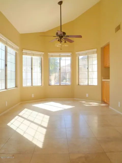4340 E Morrow Dr, Phoenix, AZ 85050 photo 3