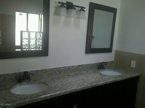 2023 E Riviera Dr, Tempe, AZ 85282 photo 9