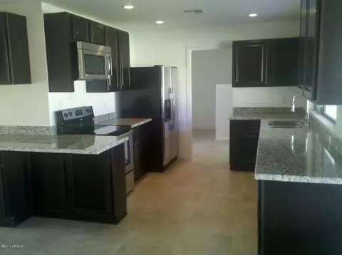 2023 E Riviera Dr, Tempe, AZ 85282 photo 4