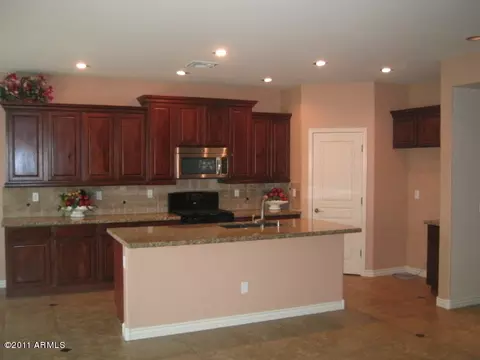 4065 E Cullumber St, Gilbert, AZ 85234 photo 9