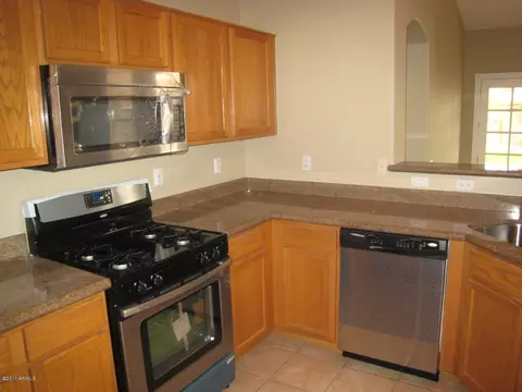3219 E Behrend Dr, Phoenix, AZ 85050 photo 5