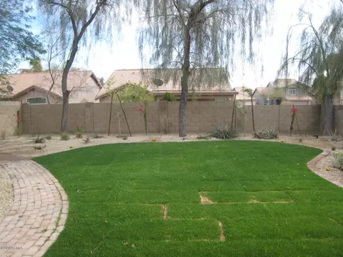 3219 E Behrend Dr, Phoenix, AZ 85050 photo 10