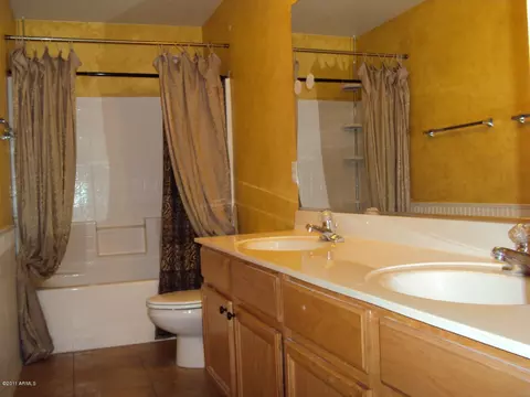 1930 E Vineyard Rd, Phoenix, AZ 85042 photo 19