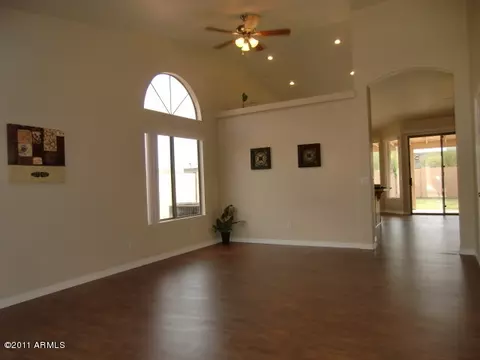 261 E Arabian Dr, Gilbert, AZ 85296 photo 3