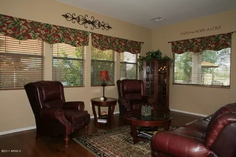 2868 S Colonial St, Gilbert, AZ 85295 photo 6