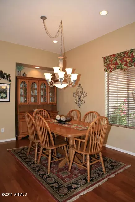 2868 S Colonial St, Gilbert, AZ 85295 photo 5