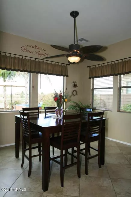 2868 S Colonial St, Gilbert, AZ 85295 photo 14