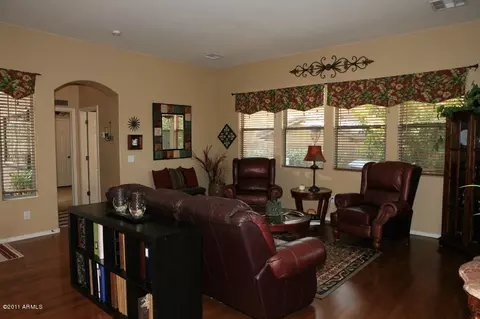 2868 S Colonial St, Gilbert, AZ 85295 photo 7