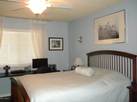 3134 E Villa Rita Dr, Phoenix, AZ 85032 photo 9