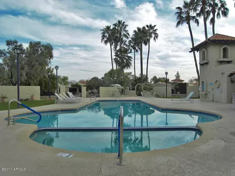 2924 W Juniper Ave, Phoenix, AZ 85053 photo 3