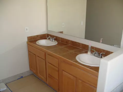 520 Eva St #2, Phoenix, AZ 85020 photo 13