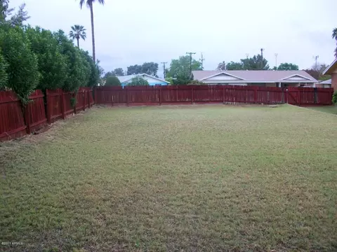 3318 Elm St, Phoenix, AZ 85018 photo 5