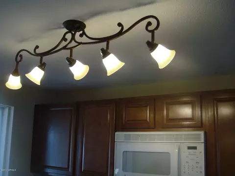 2142 E Wildermuth Ave, Tempe, AZ 85281 photo 3