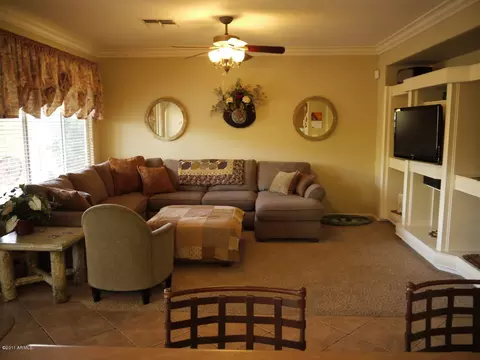 3936 E Wildhorse Dr, Gilbert, AZ 85297 photo 3
