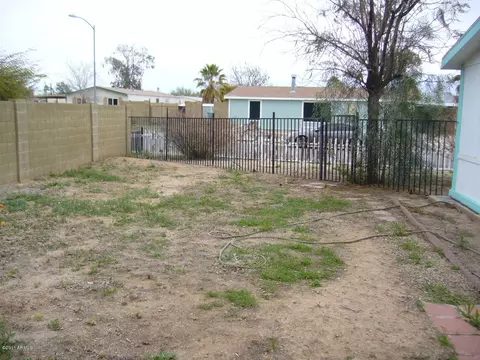 2918 E Tonto Ln, Phoenix, AZ 85050 photo 4