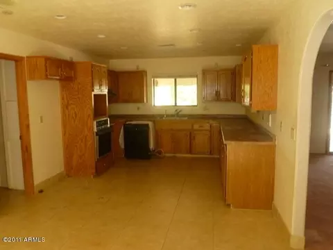 558 S 30th St, Mesa, AZ 85204 photo 3