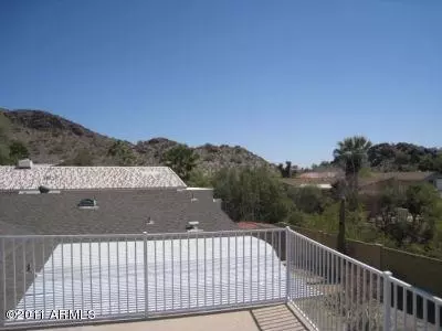 2423 E Squaw Peak Dr, Phoenix, AZ 85016 photo 4