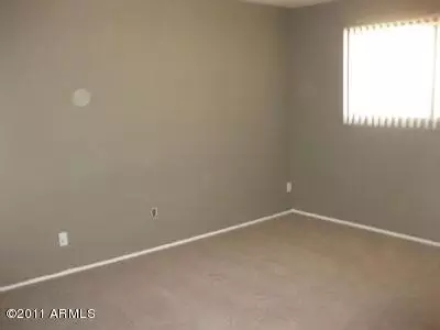 2423 E Squaw Peak Dr, Phoenix, AZ 85016 photo 13