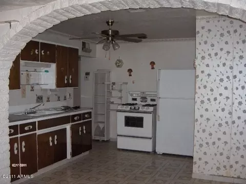 1246 E Becker Ln, Phoenix, AZ 85020 photo 4