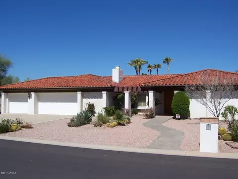 4630 E Fanfol Dr, Phoenix, AZ 85028 photo 2