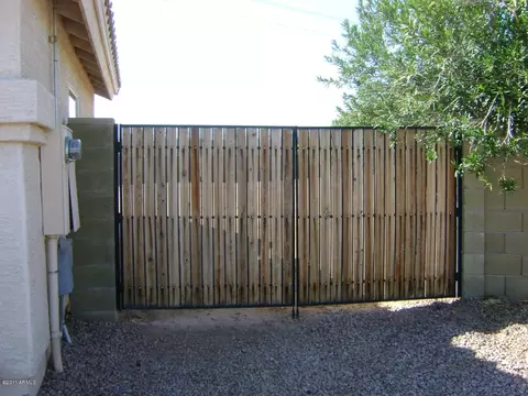 1020 E Oakland St, Chandler, AZ 85225 photo 2