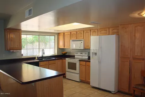 1755 E Inverness Ave, Mesa, AZ 85204 photo 4