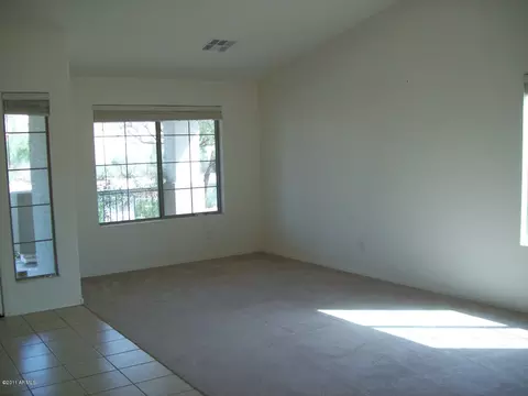 3743 E Utopia Rd, Phoenix, AZ 85050 photo 4