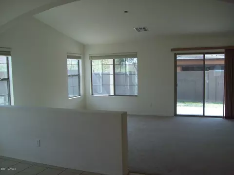 3743 E Utopia Rd, Phoenix, AZ 85050 photo 6